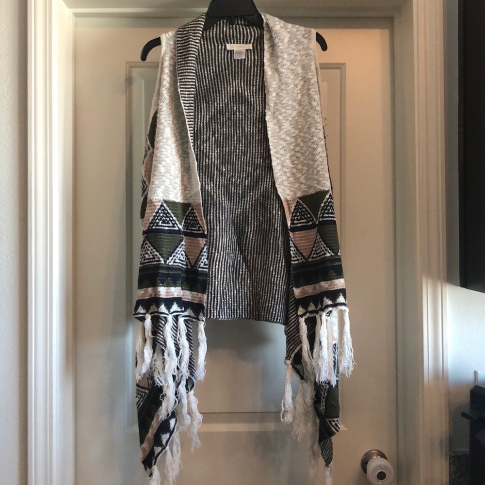 Sleeveless cardigan